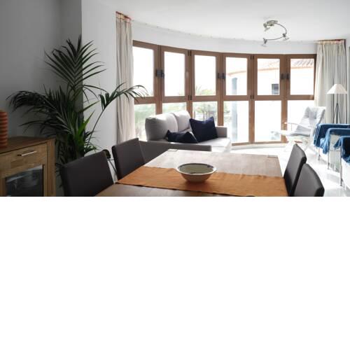 3 Bedroom Apartment Sea Views