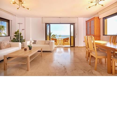 3 Bedroom Beachfront Apartment in Centre of Marbella