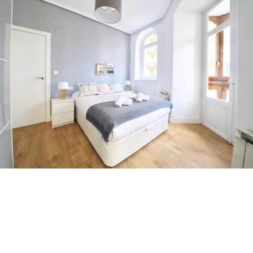3 bedroom house in the Heart os San Sebastian