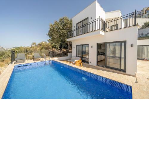 3 Bedroom Villa with Private Pool 10 minutes away from Yalikavak