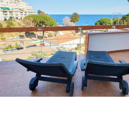 3 bedrooms house at Salionc 350 m away from the beach with sea view and furnished terrace