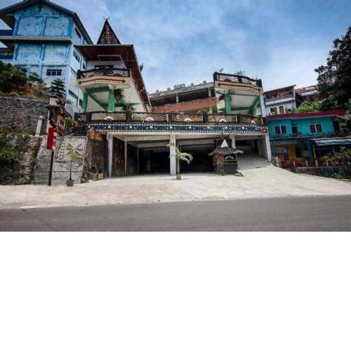 3 Berastagi Hotel