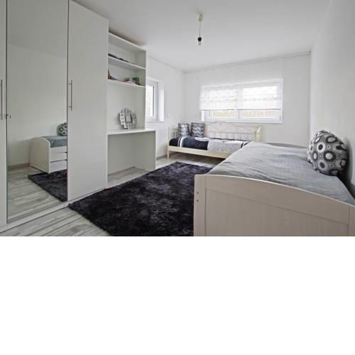 5287 Private Rooms