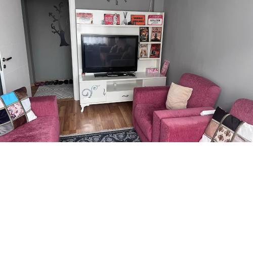3+1 SUPER FLAT IN THE CENTER OF KADIKOY
