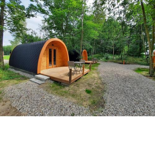 32 Premium Camping Pod