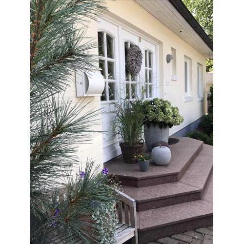 38 Waldweg