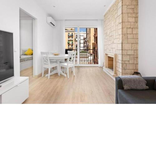 3BR - 2BH apartment in the CITY CENTER