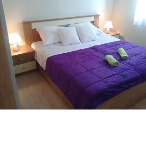 4 bedroom apartment with 3 bathrooms and private parking - Apartments Orange