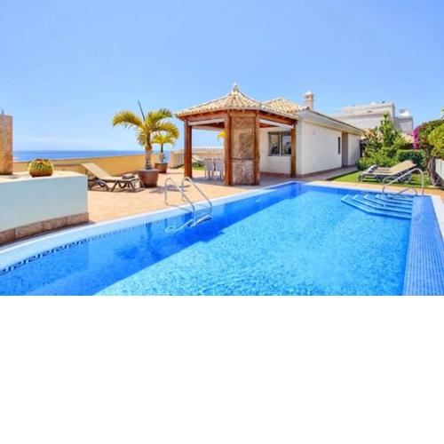 4 bedrooms chalet with sea view private pool and enclosed garden at Santiago del Teide 1 km away from the beach