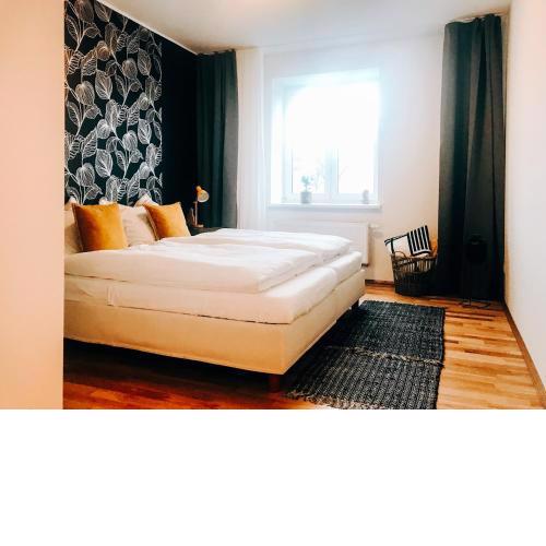 4-Room Luxury Apartment - close to Central Station, free parking, kitchen
