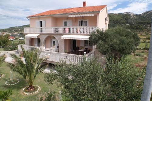 4**** Villa Ivo Luxus FEWO & App auf Rab f. 6 Pers