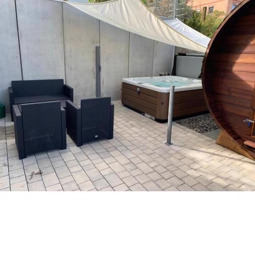 4 * Wohnung SPA Whirlpool & Sauna in Seenähe