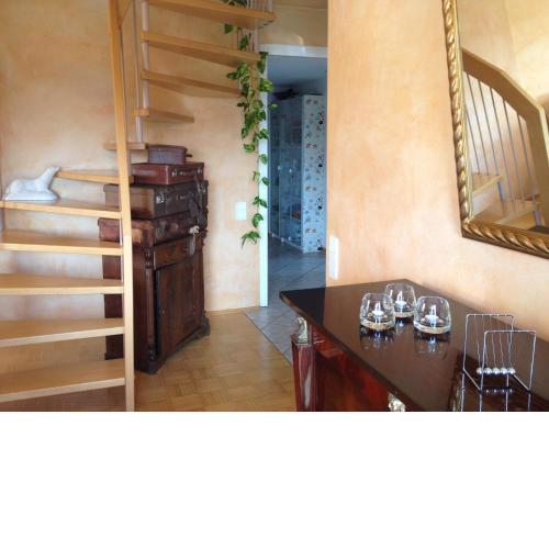 4 Zimmerwohnung zentrale Lage