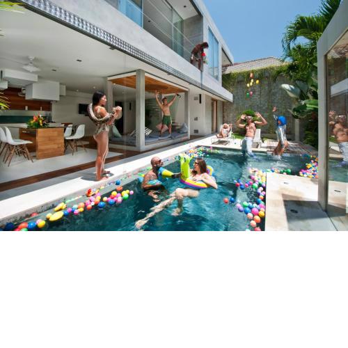 4BR Villa Minggu - Minggu Villas Seminyak