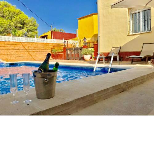 5 bedrooms villa with private pool jacuzzi and furnished terrace at Cartagena 6 km away from the beach