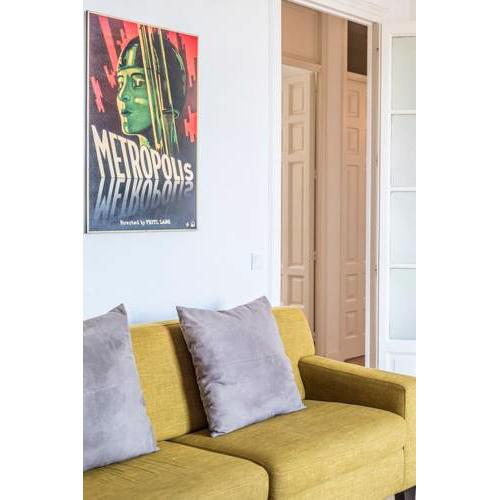 5 GRAN VIA deluxe apartment (VIPSTAYMADRID)