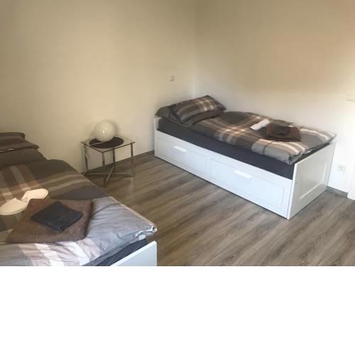!!!! 5 min to HANNOVER MESSE FAIR 2 room apartment with kitchen !!!!