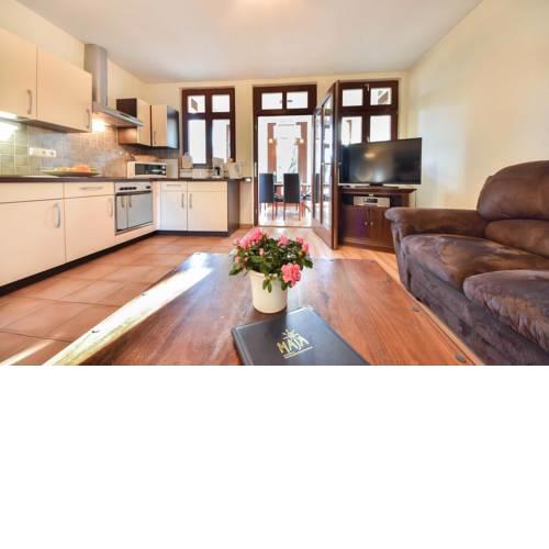 (54a) Villa Lamora 1