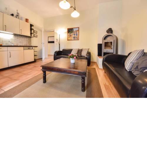 (54d) Villa Lamora 4