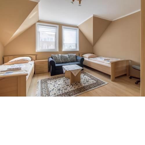 5504 Private Rooms