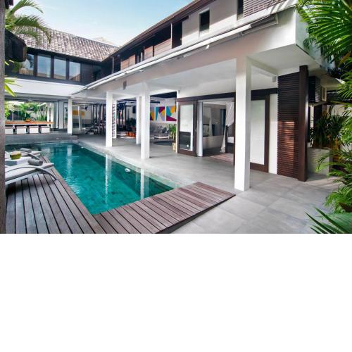 5BR Villa Sabtu - Minggu Villas Seminyak