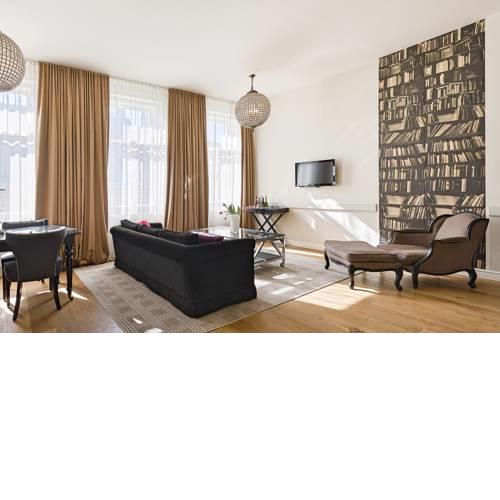 6 rooms