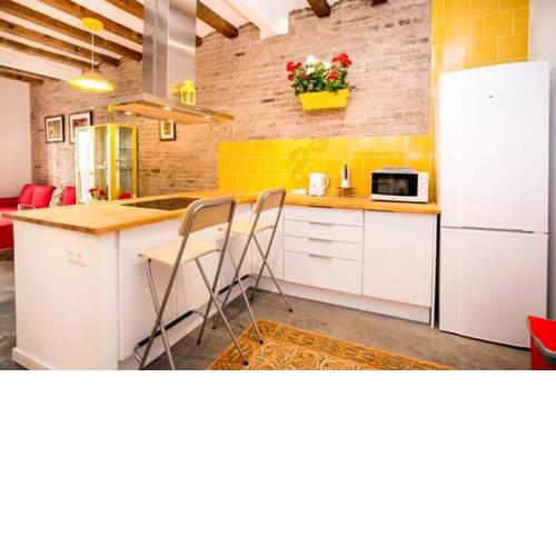 64 Apartment in a typical Barcelona's old building