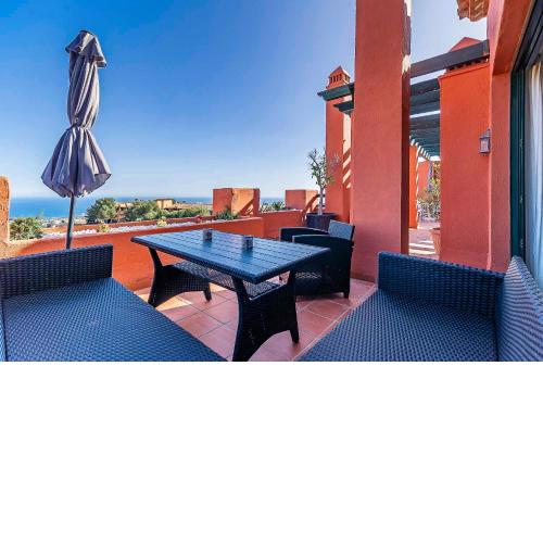 68-Penthouse Apartment with Stunning Views in Calahonda, Mijas