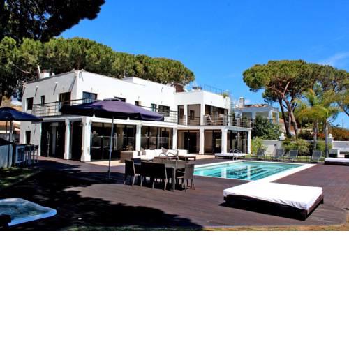 7 bedroom modern beachfront Villa, in Artola, Marbella, close Puerto Cabopino