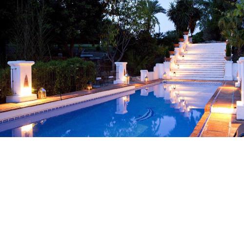 7 bedrooms villa with private pool jacuzzi and enclosed garden at Benahavis 7 km away from the beach