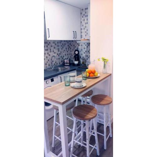 70 metres from the sea, comfortable, practical