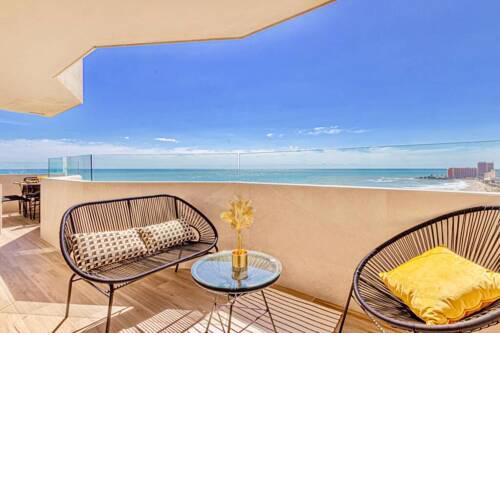 797 Holiday Rentals - Benalbeach- Moderno piso para 5 con vistas al mar