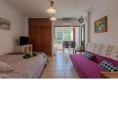 797 Holiday Rentals- Estudio para 3 en Aguila con lindas vistas.