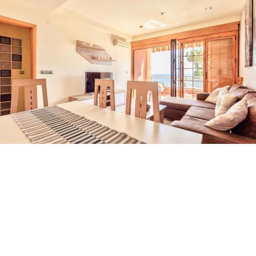 797 Holiday Rentals- Piso con vistas al Mediterraneo y a la Carihuela