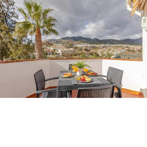 797Holidayrentals- Apartamento en Torremuelle con terraza y piscina