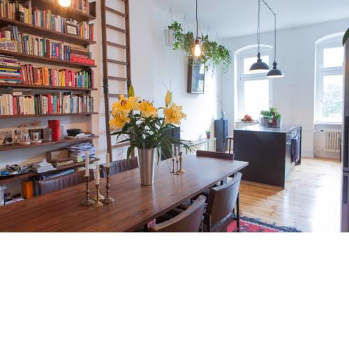 90sqm Masterpiece-Loft in scenic Kreuzberg for up to 6 persons