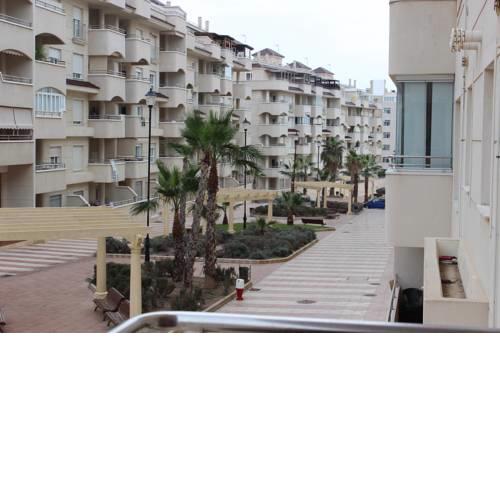 A 1 minuto de la playa. Aguadulce ( Almería)