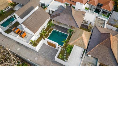 A Casa Di Renucci by Alfred in Bali