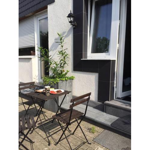 a-domo Apartments Oberhausen - Moderne Wohnungen und Studio Apartments - Gute Anbindung ideal für 1 - 5 Personen