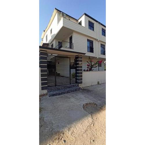 A flat with two rooms close the Lara Beaches.