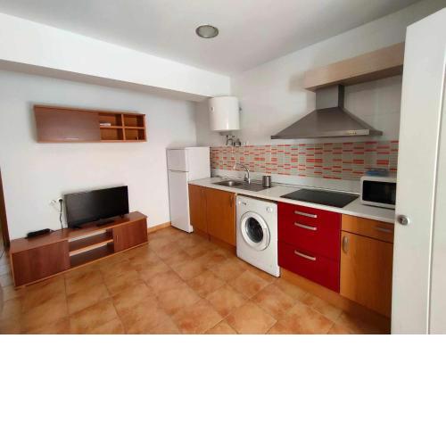A H RENTALS Apartramento Marysol II