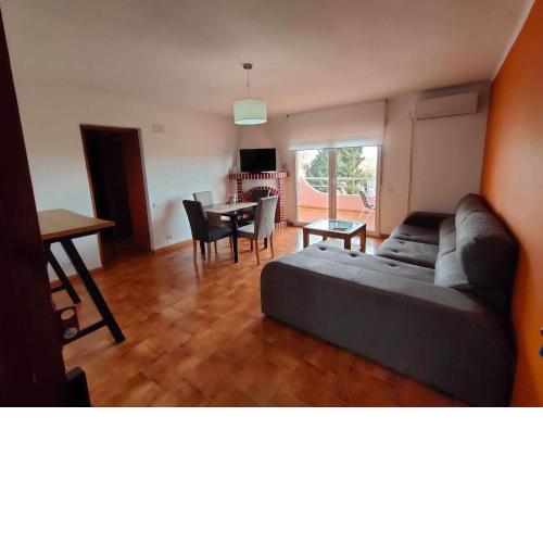 A H RENTALS Peñasol Apartamento