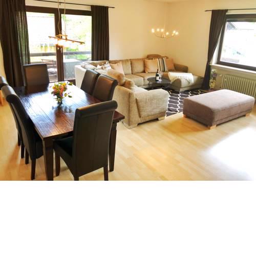A-just-like-home 84 sqm apartment and mountain view