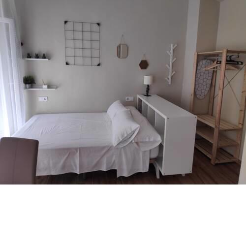 A little flat with free parking in the Historical Center Málaga