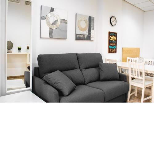 A pleasant studio with parking near Puerto Marina.