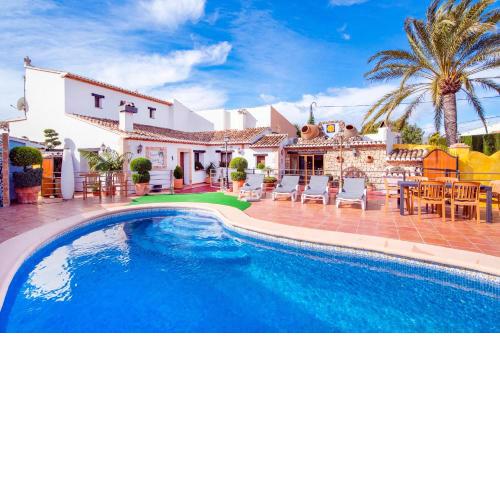 A015 - Finca Rústica con piscina en la Costa Blanca