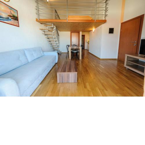 A7 - apt with 2 balconies 5 min walking to beach