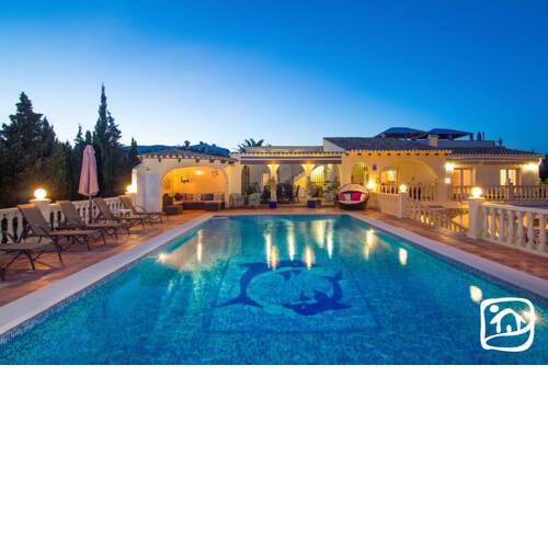 Abahana Villas Airlie