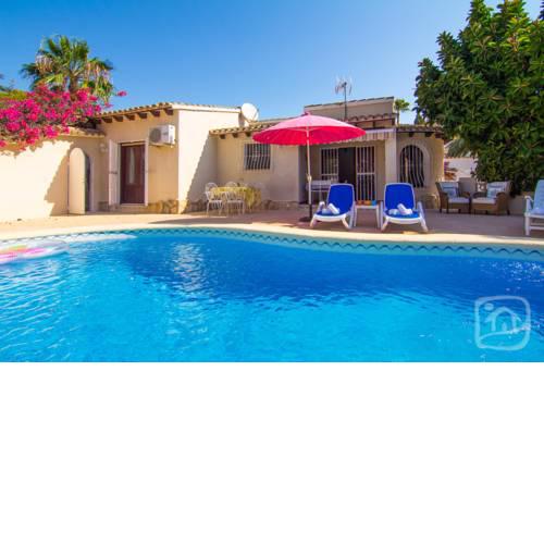 Abahana Villas Luna