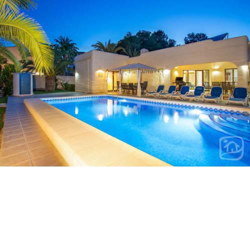 Abahana Villas Medina 12